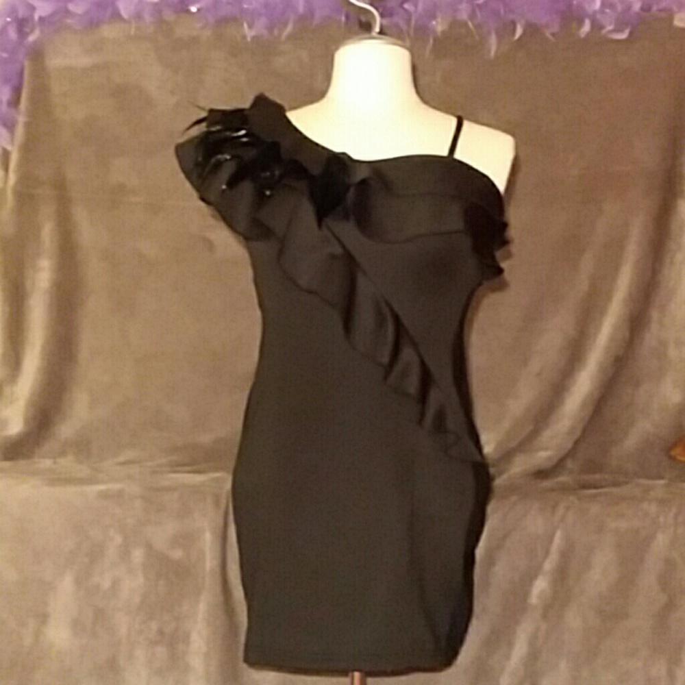 Little Black Dress by BLQ.MKT